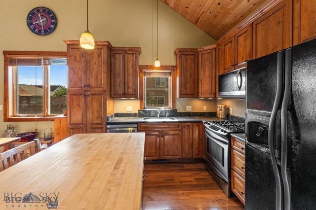 702 Nebula Street, Livingston, MT 59047