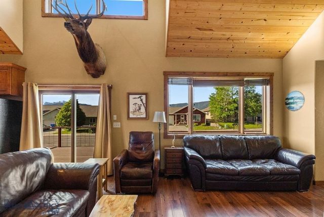 702 Nebula Street, Livingston, MT 59047