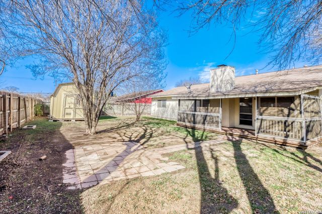 5210 Tom Stafford Dr, Kirby, TX 78219