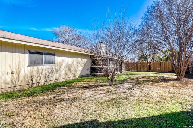 5210 Tom Stafford Dr, Kirby, TX 78219