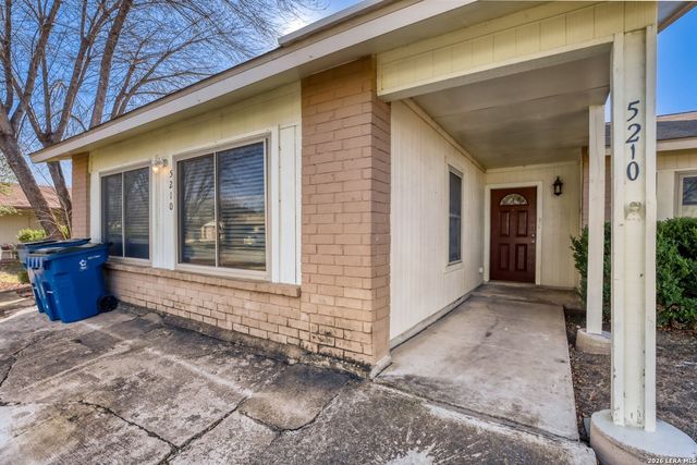 5210 Tom Stafford Dr, Kirby, TX 78219