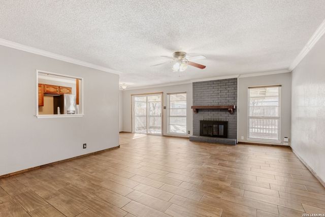 5210 Tom Stafford Dr, Kirby, TX 78219