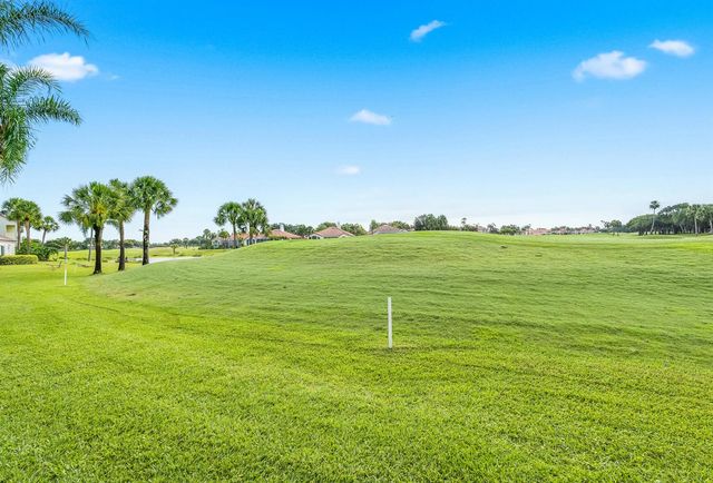 1753 Victoria Circle, Vero Beach, FL 32967