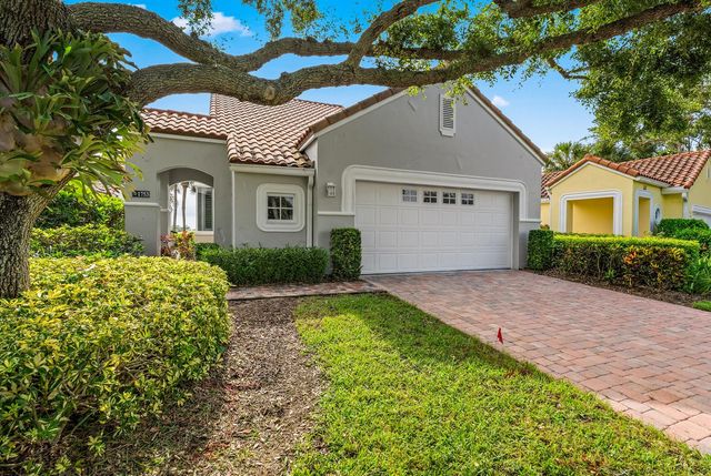1753 Victoria Circle, Vero Beach, FL 32967
