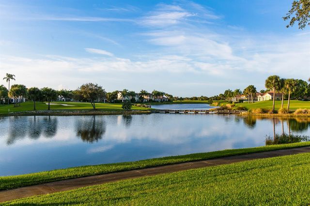 1753 Victoria Circle, Vero Beach, FL 32967