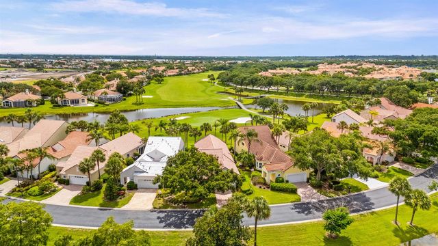 1753 Victoria Circle, Vero Beach, FL 32967