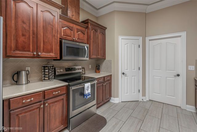 304 Dogwood South Lane, Haughton, LA 71037