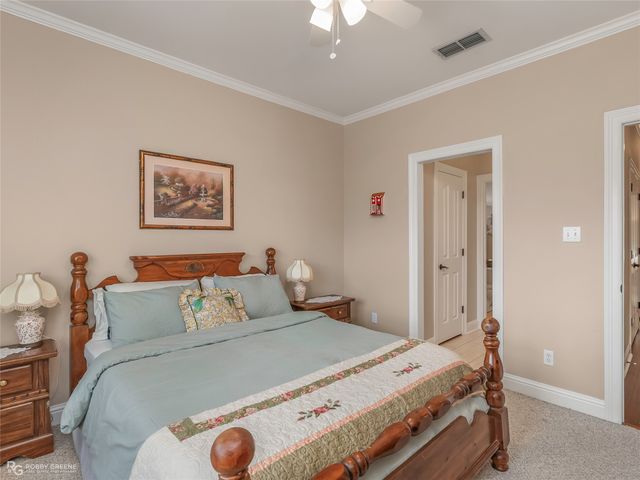 304 Dogwood South Lane, Haughton, LA 71037