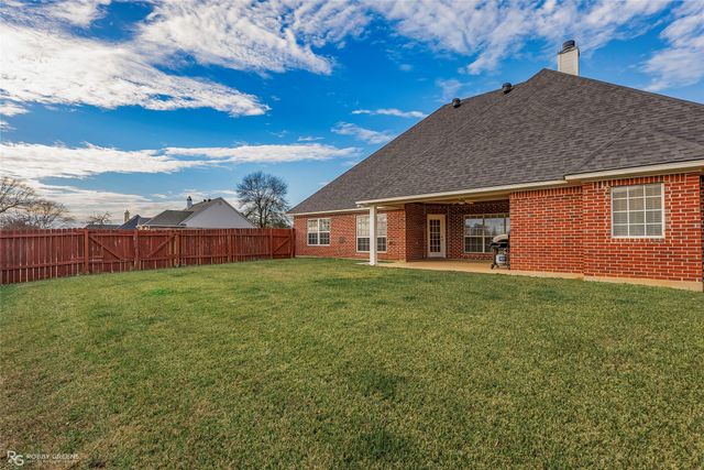304 Dogwood South Lane, Haughton, LA 71037