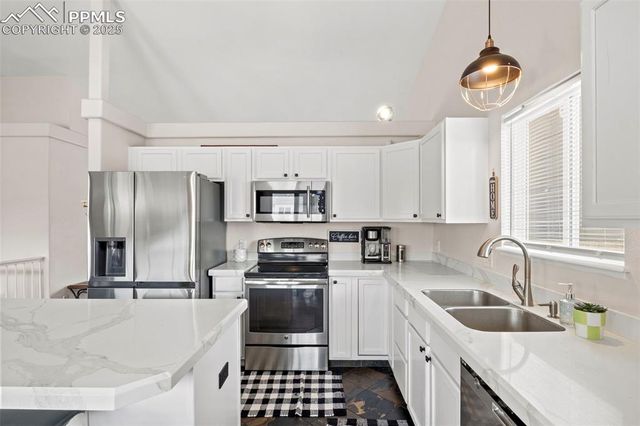 11360 Berry Farm Road, Fountain, CO 80817