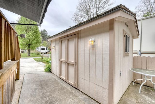 253 Conley Creek Circle, Blairsville, GA 30512