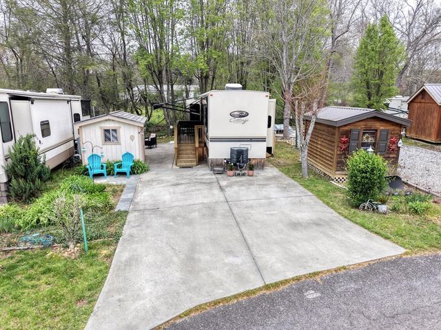 253 Conley Creek Circle, Blairsville, GA 30512