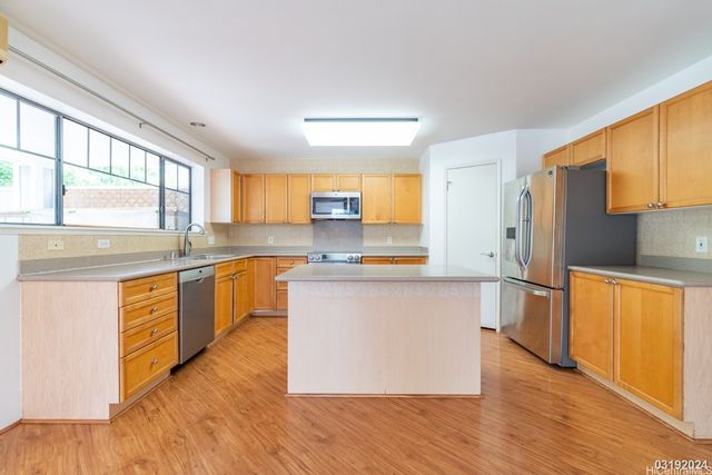 94-1005 Mauele Street, Waipahu, HI 96797