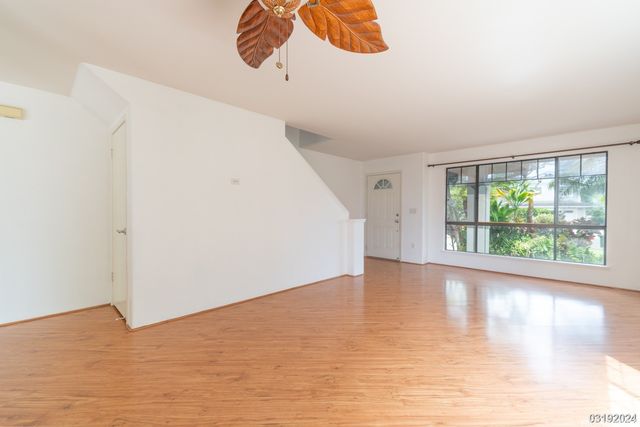 94-1005 Mauele Street, Waipahu, HI 96797