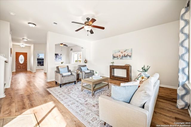 5430 Southern Oaks, San Antonio, TX 78261