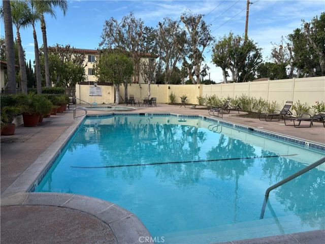 12720 Burbank, Valley Village, CA 91607