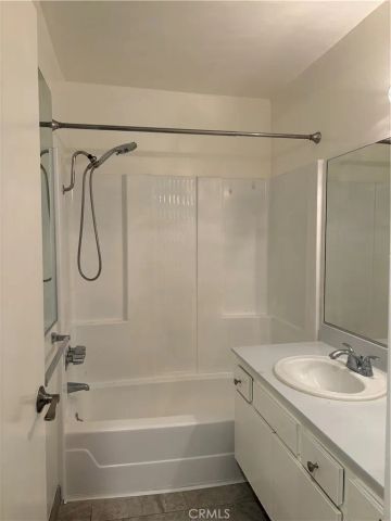 12720 Burbank, Valley Village, CA 91607