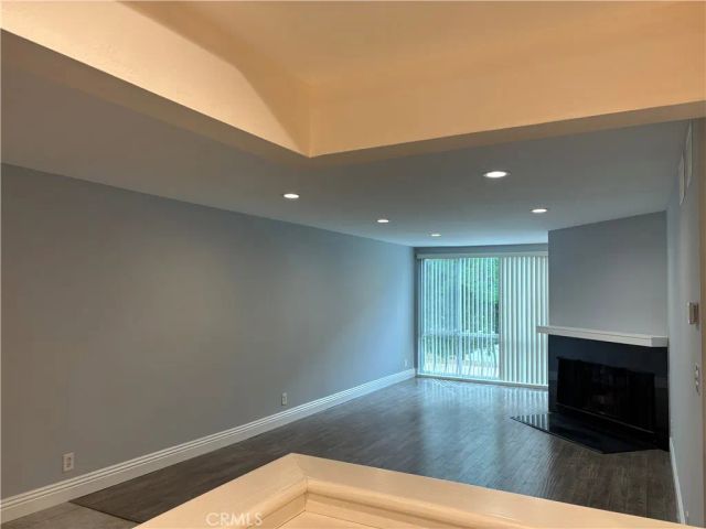 12720 Burbank, Valley Village, CA 91607