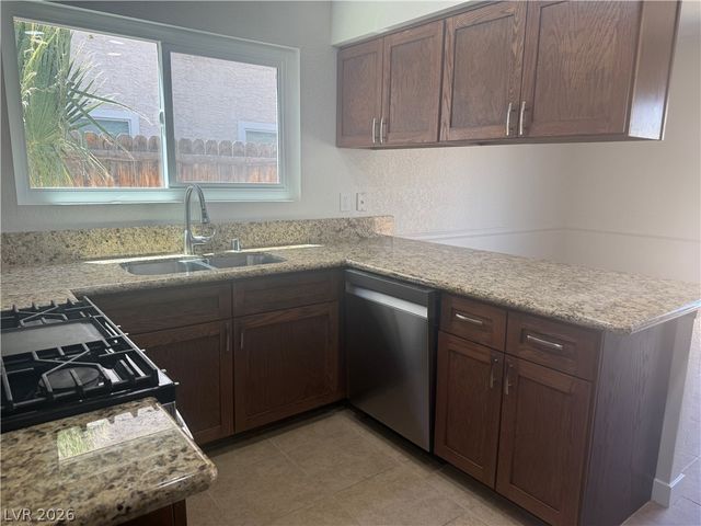 511 Tabony Avenue, Henderson, NV 89011