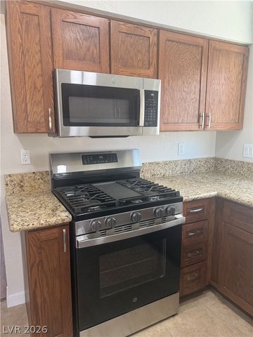 511 Tabony Avenue, Henderson, NV 89011