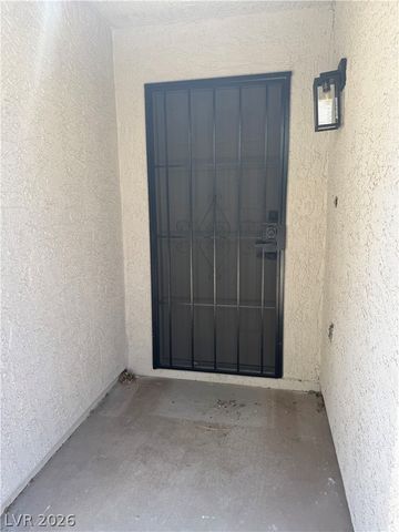 511 Tabony Avenue, Henderson, NV 89011