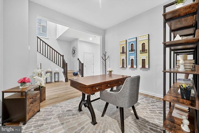17945 WOODS OVERLOOK DR, Dumfries, VA 22026