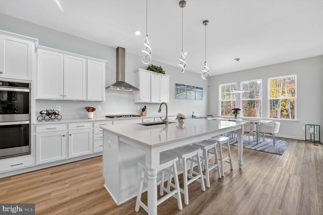 17945 WOODS OVERLOOK DR, Dumfries, VA 22026