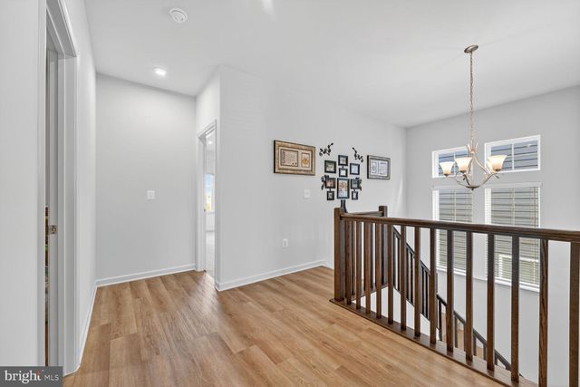 17945 WOODS OVERLOOK DR, Dumfries, VA 22026
