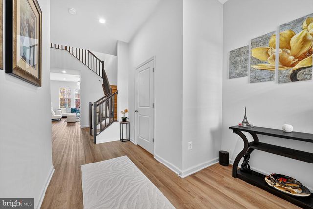 17945 WOODS OVERLOOK DR, Dumfries, VA 22026