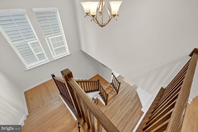 17945 WOODS OVERLOOK DR, Dumfries, VA 22026