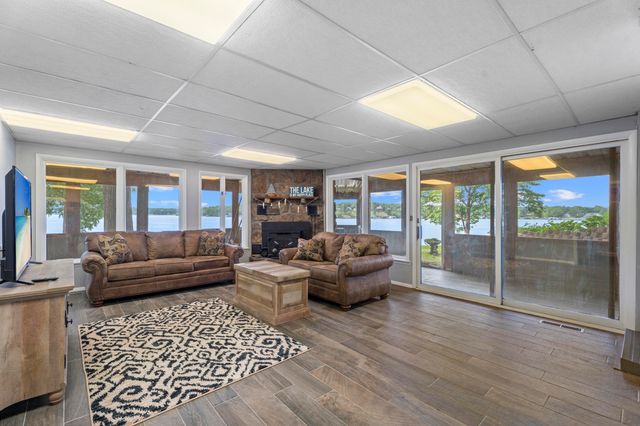 31436 S 617 Loop, Grove, OK 74344