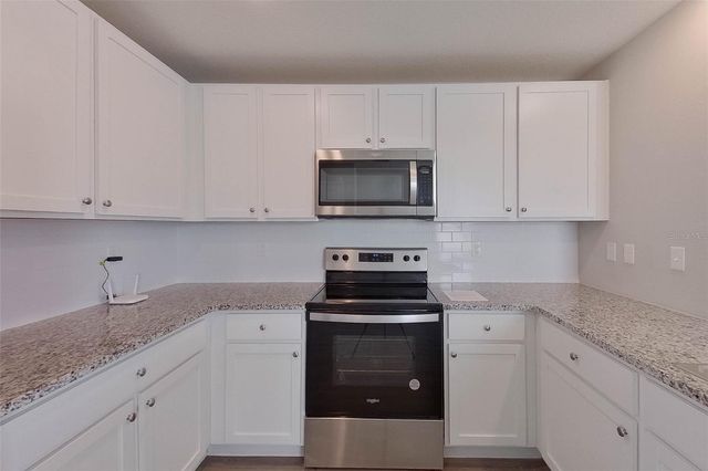 8681 SW 43RD TERRACE, Ocala, FL 34476