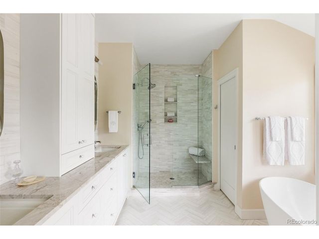 3 Avocet Cir, Thornton, CO 80241