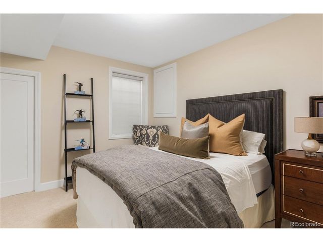 3 Avocet Cir, Thornton, CO 80241