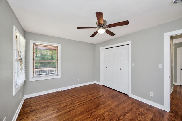 2267 NW 80th Place, Clive, IA 50325