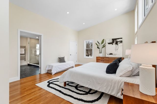 1 Maureen Rd, Lexington, MA 02420