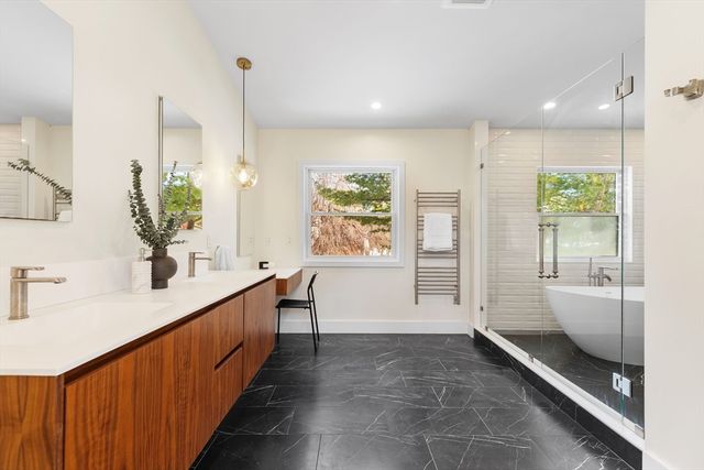 1 Maureen Rd, Lexington, MA 02420