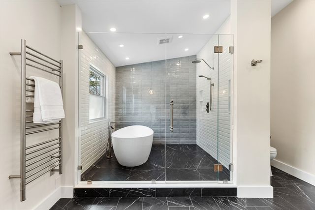 1 Maureen Rd, Lexington, MA 02420