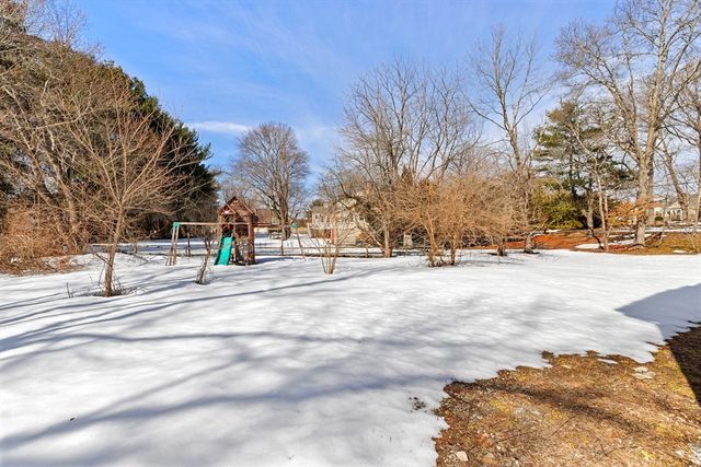 1 Maureen Rd, Lexington, MA 02420