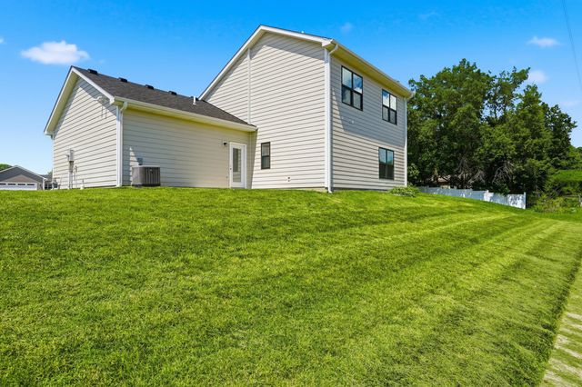 4604 WAXWING CT, Columbia, MO 65201