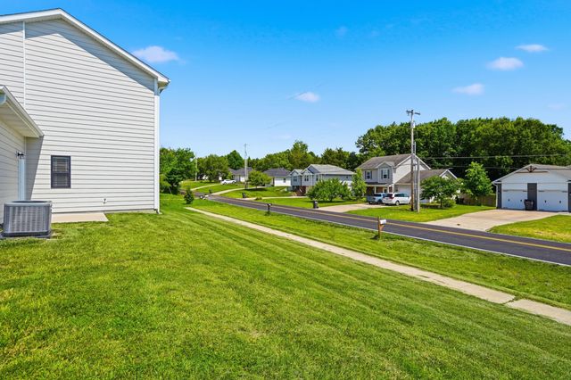 4604 WAXWING CT, Columbia, MO 65201