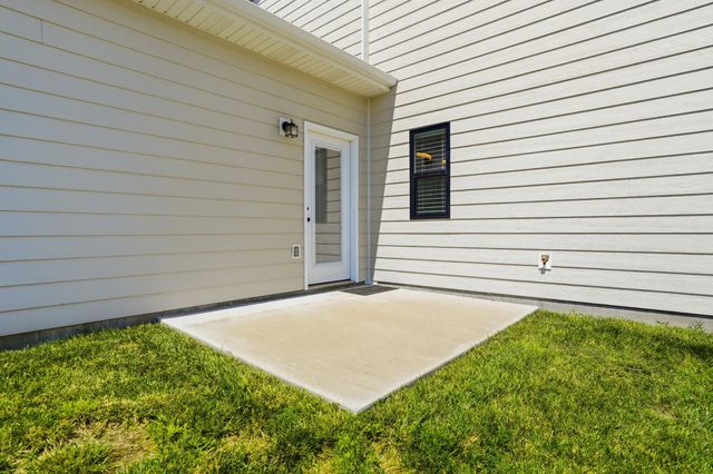 4604 WAXWING CT, Columbia, MO 65201