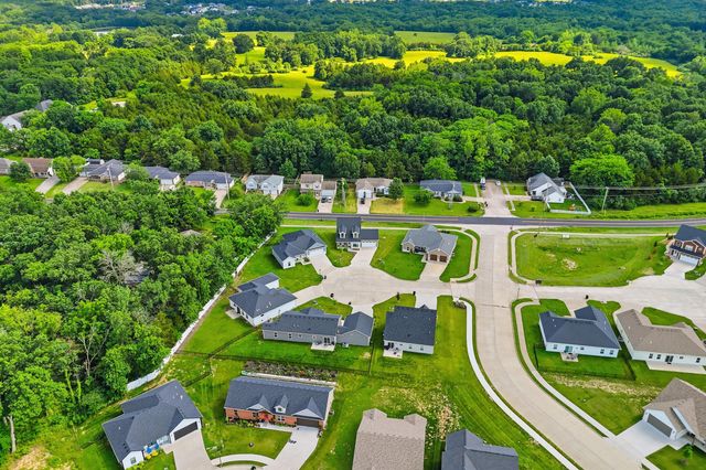 4604 WAXWING CT, Columbia, MO 65201