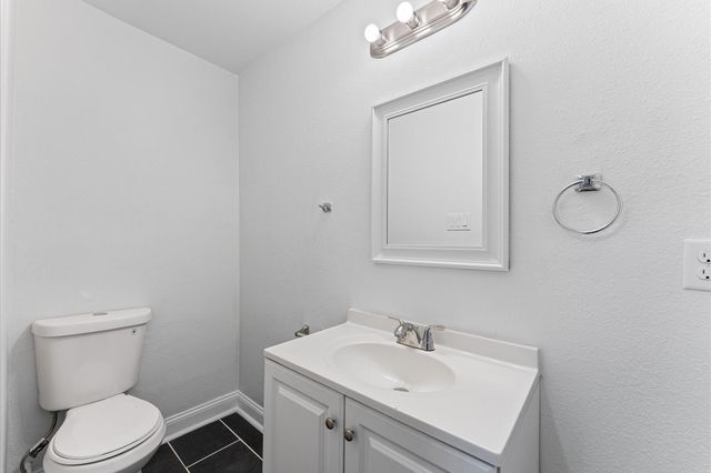 10402 Wicklowe Street, Houston, TX 77016