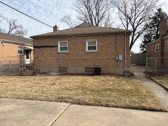 12816 S Laflin Street, Calumet Park, IL 60827