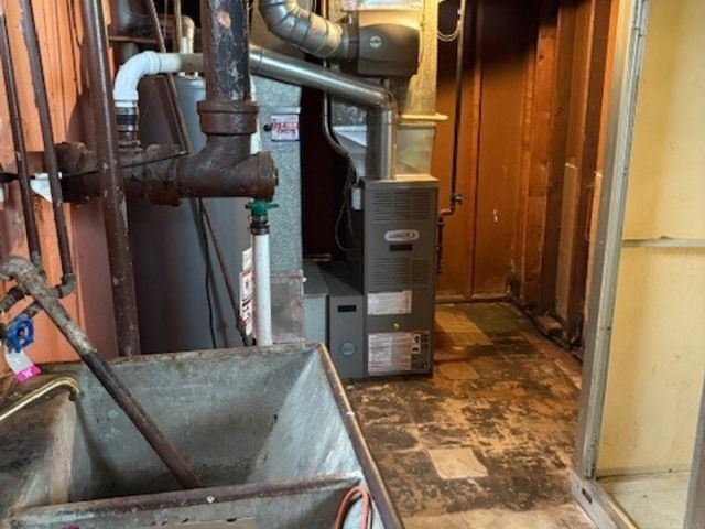 12816 S Laflin Street, Calumet Park, IL 60827