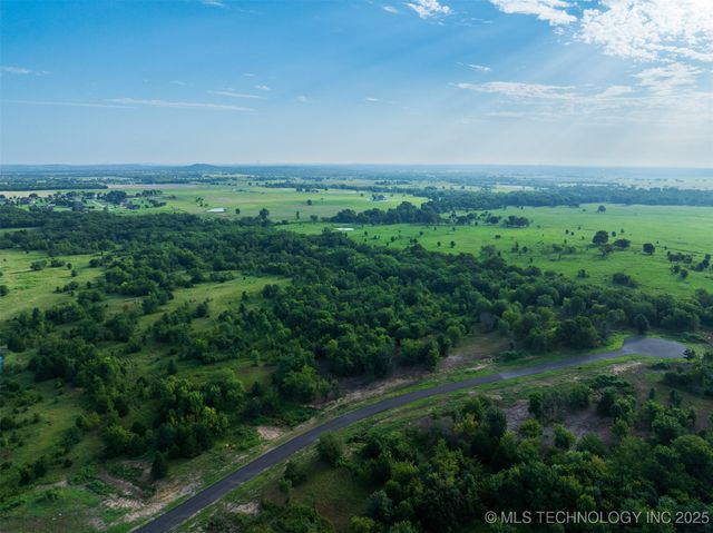 09 W 195th Street S, Mounds, OK 74047