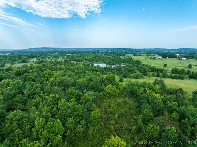 09 W 195th Street S, Mounds, OK 74047