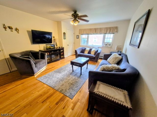 1261 Valley Rd, Wayne Twp., NJ 07470