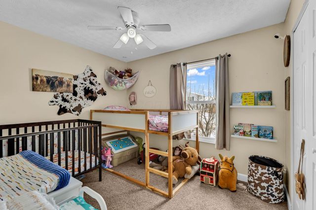 6608 Cedar Court W, Galloway, OH 43119